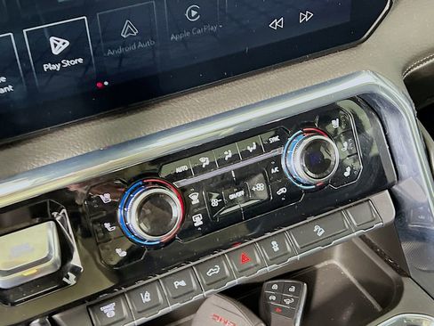 Certified 2025 GMC Sierra 2500 Denali w/ Denali Reserve Package image 13