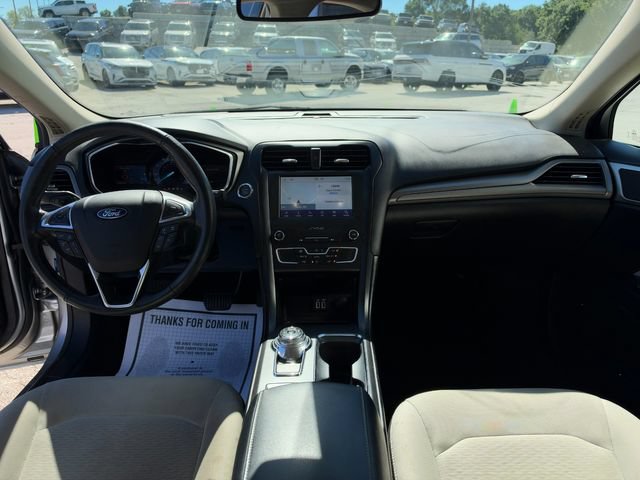 Used 2020 Ford Fusion SE w/ Equipment Group 151A FWD image 15