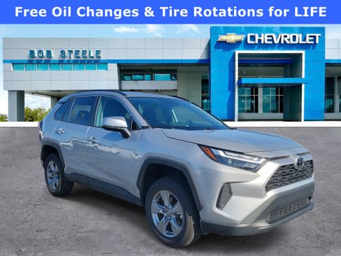 Used 2024 Toyota RAV4 XLE image 1