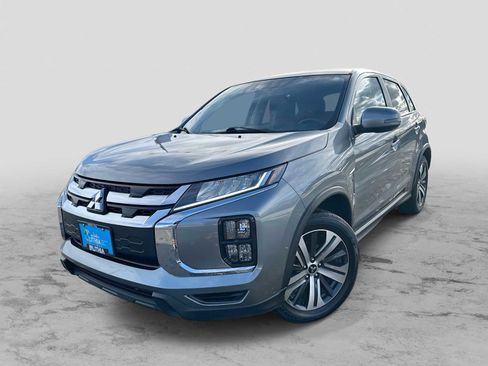 Used 2024 Mitsubishi Outlander Sport SE image 1