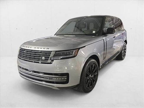 New 2025 Land Rover Range Rover SE image 1