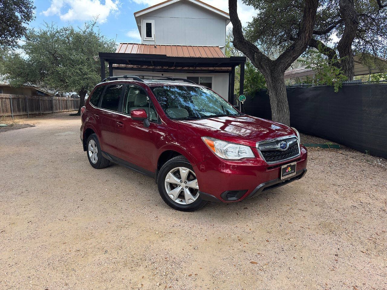 Used 2014 Subaru Forester 2.5i Premium w/ All-Weather Package AWD/4WD image 9