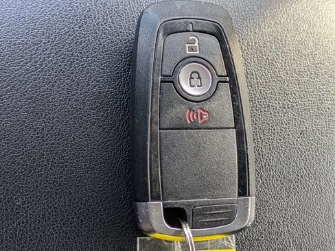 Certified 2024 Ford Edge SEL AWD/4WD image 28