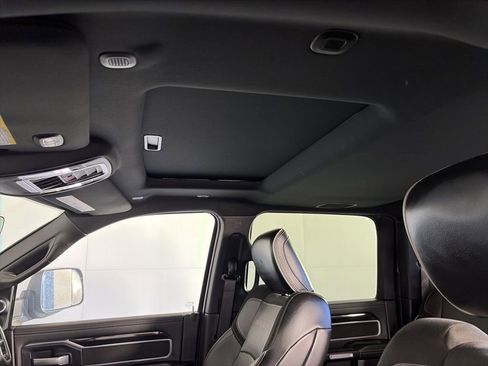 Used 2019 RAM 3500 Laramie image 25