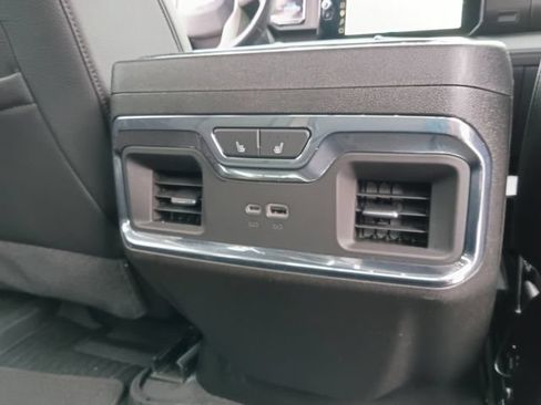 Used 2025 GMC Sierra 1500 Denali AWD/4WD image 12