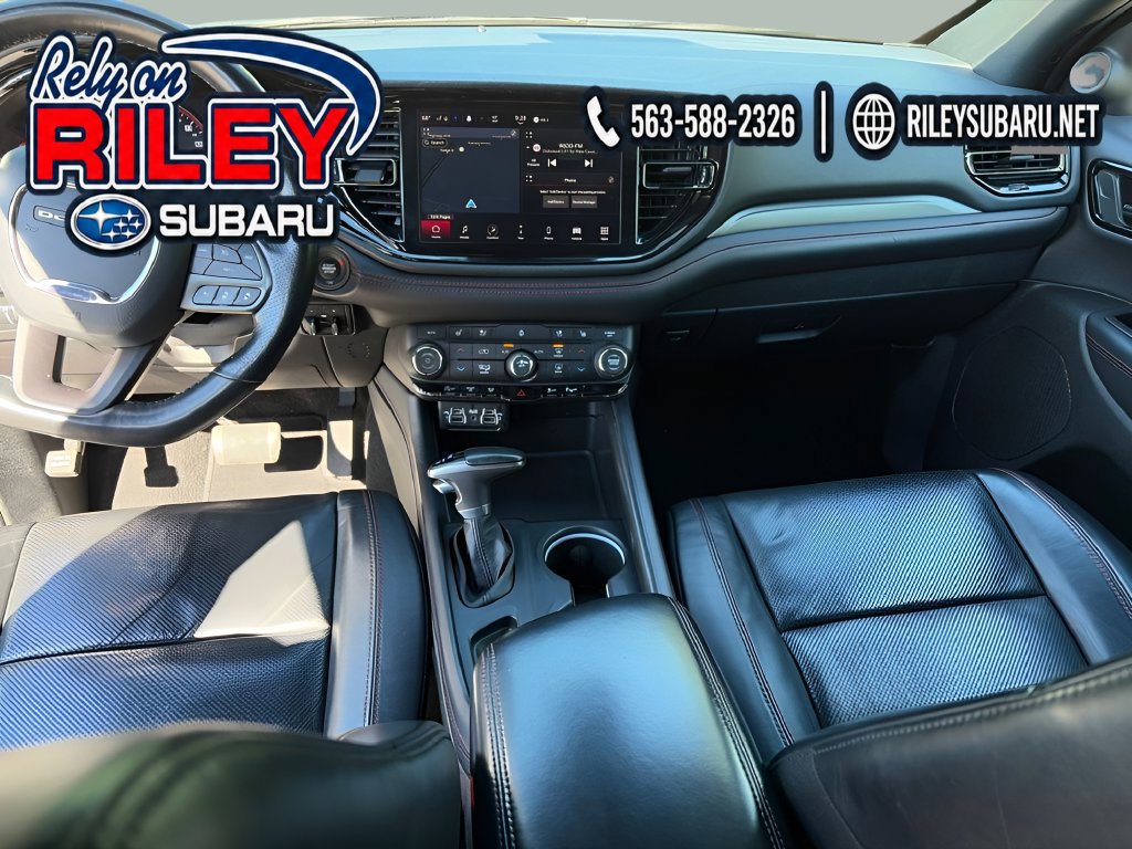 Used 2024 Dodge Durango GT AWD/4WD image 14