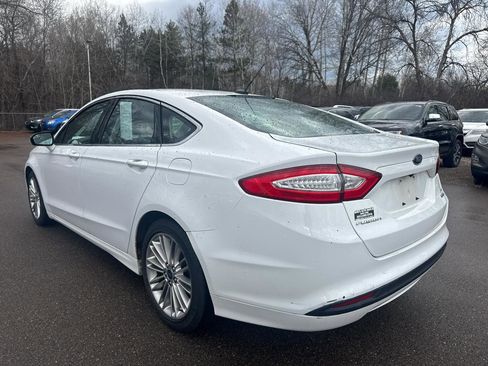 Used 2015 Ford Fusion SE w/ Equipment Group 202A image 7