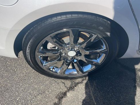 Used 2015 Buick LaCrosse Premium w/ Driver Confidence Package #1 image 4