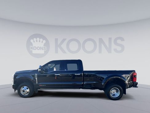 Used 2024 Ford F350 Limited w/ FX4 Off-Road Package image 2