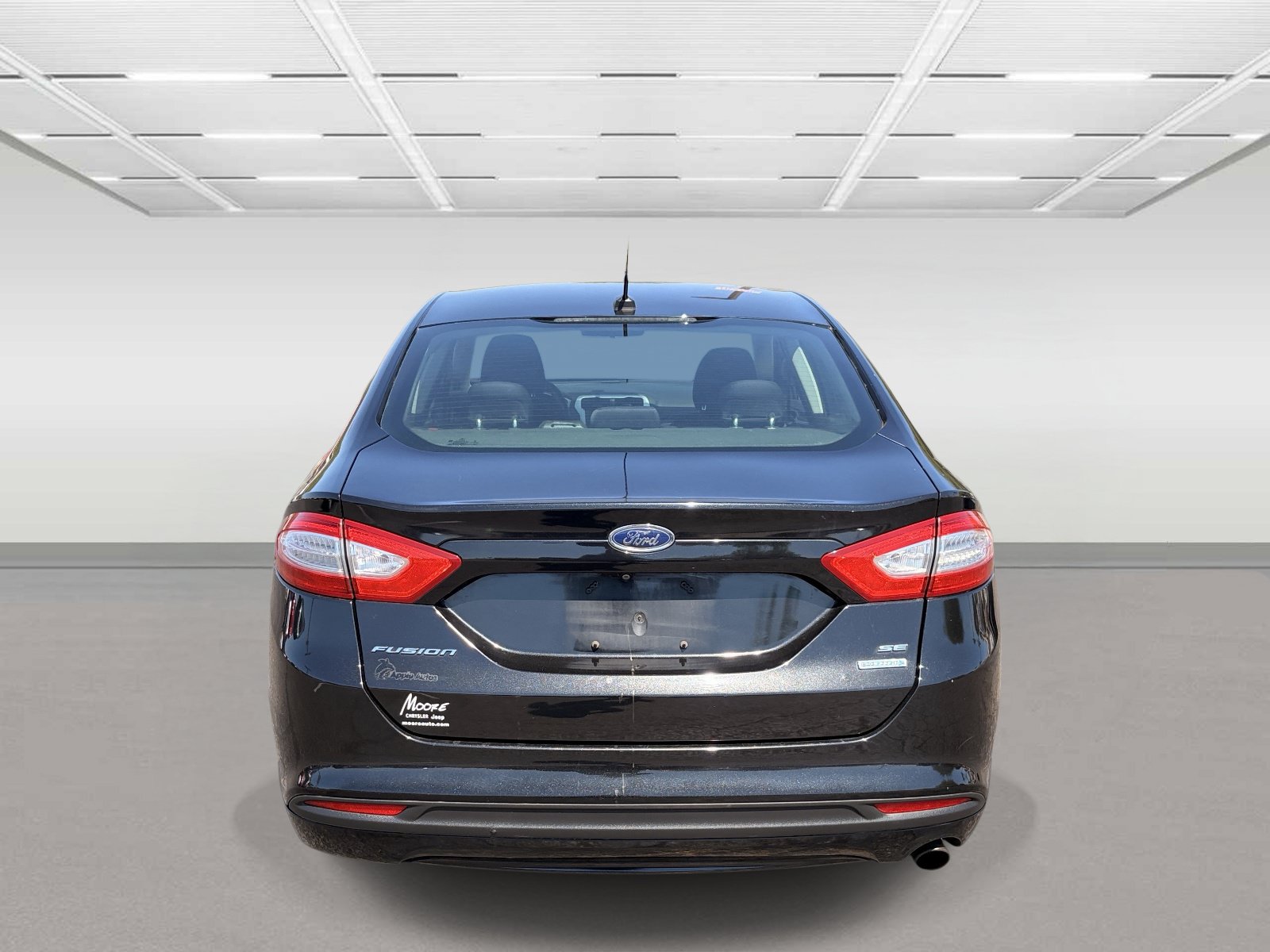 Used 2014 Ford Fusion SE FWD image 4