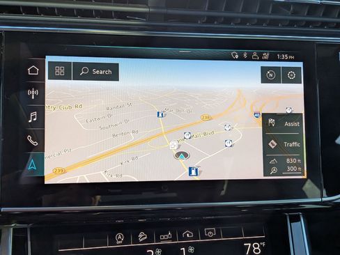 Used 2019 Audi Q8 Premium Plus image 22