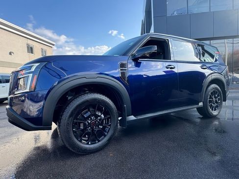 New 2025 Nissan Armada PRO-4X image 8
