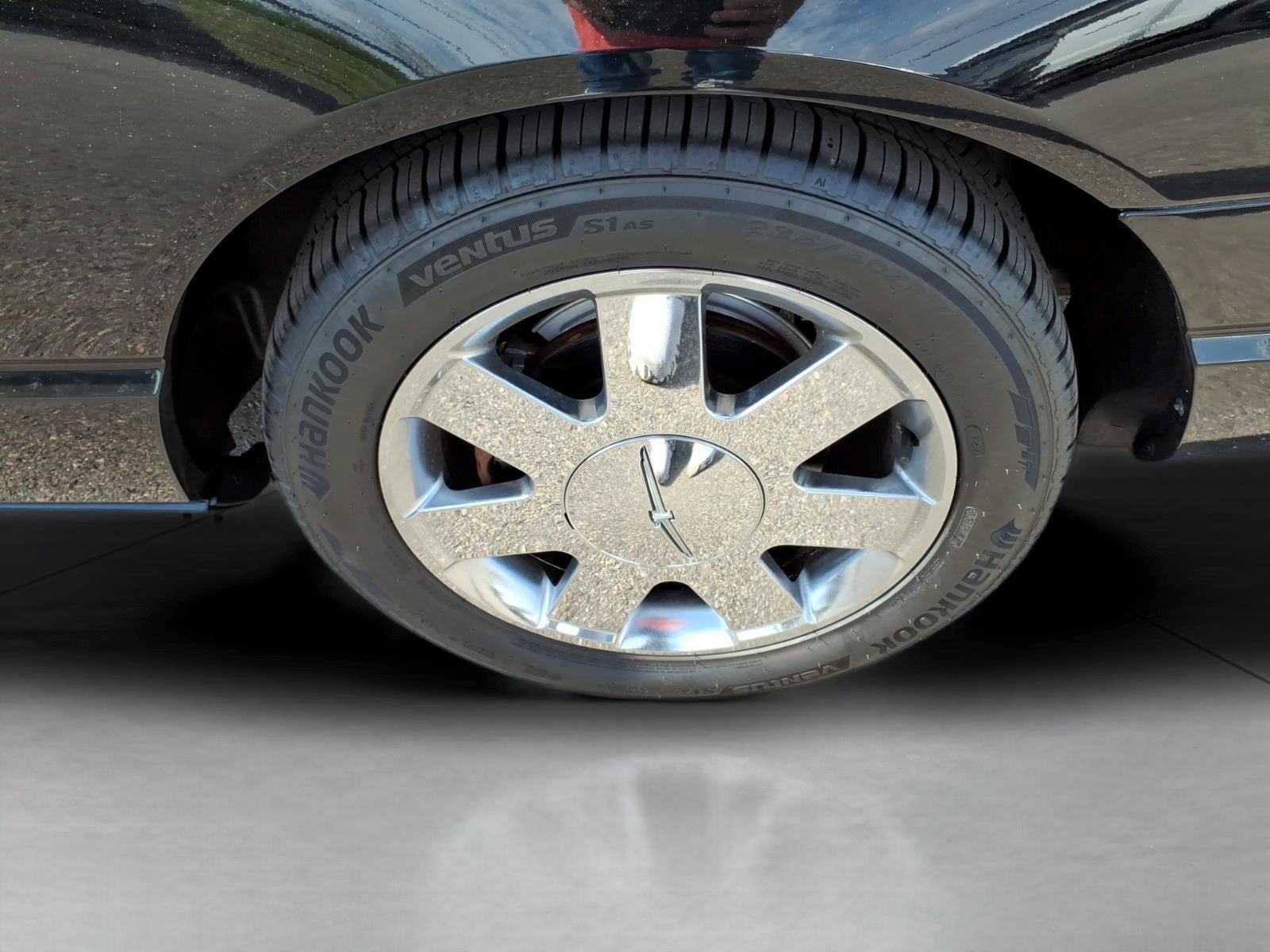 Used 2002 Ford Thunderbird RWD image 8