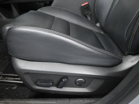 Used 2021 Nissan Rogue SL image 10