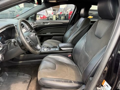 Used 2019 Ford Fusion Sport AWD/4WD image 2