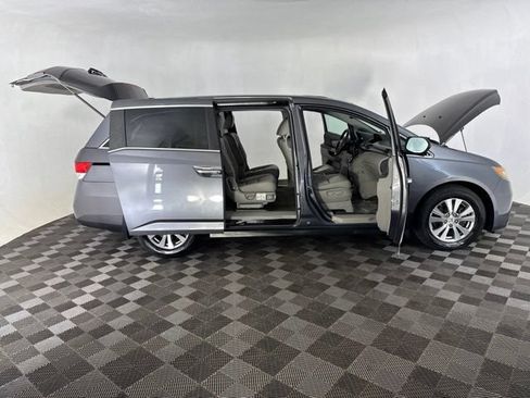 Used 2014 Honda Odyssey EX-L image 17