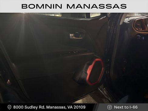 Used 2018 Jeep Renegade Trailhawk w/ UConnect 8.4 Nav Group image 3