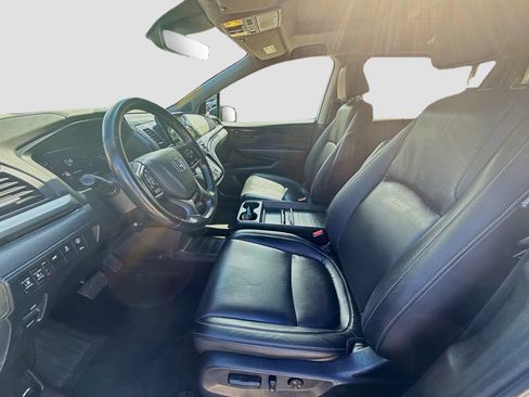 Used 2024 Honda Odyssey Touring image 19