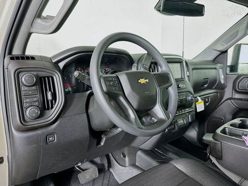 New 2026 Chevrolet Silverado 2500 Custom w/ Custom Value Package AWD/4WD image 9