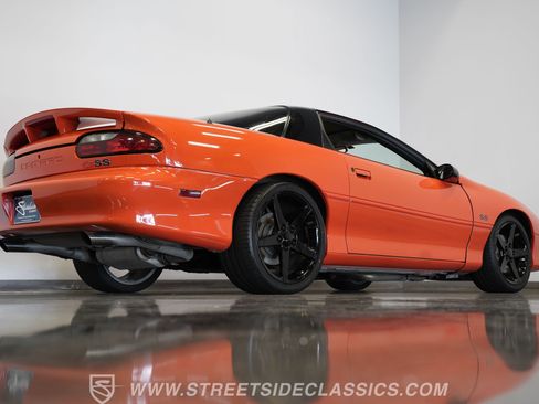 Used 1999 Chevrolet Camaro Z28 w/ SS Performance/Appearance Pkg image 14