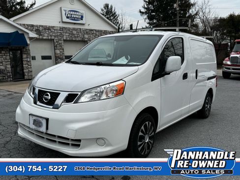 Used 2019 Nissan NV200 SV w/ Navigation Package FWD image 1