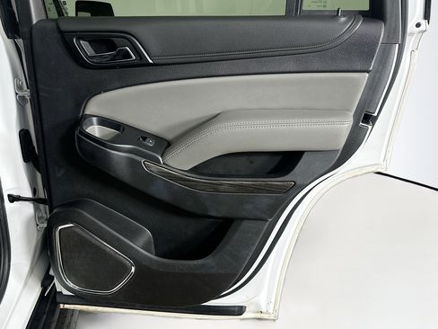 Used 2019 Chevrolet Tahoe LT RWD image 34