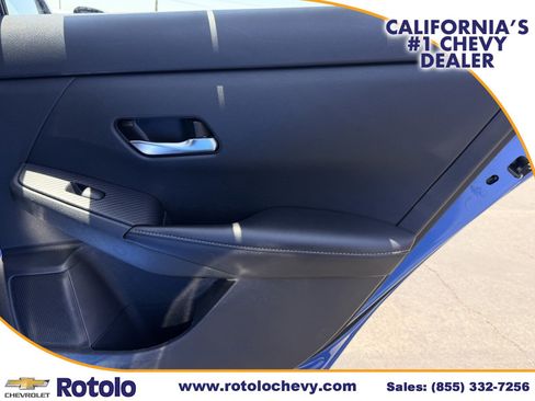 Used 2023 Nissan Sentra SV FWD image 11