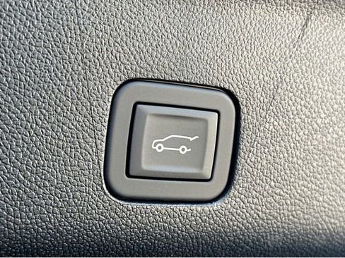 New 2026 Cadillac Escalade V image 13