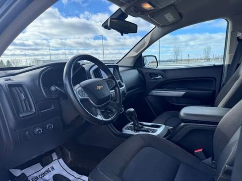 Used 2015 Chevrolet Colorado LT image 8