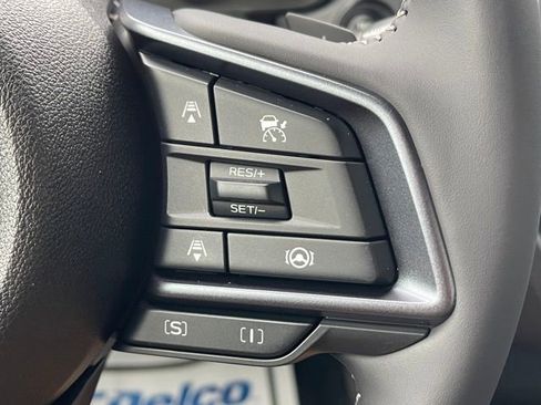 Certified 2025 Subaru Forester Limited image 7