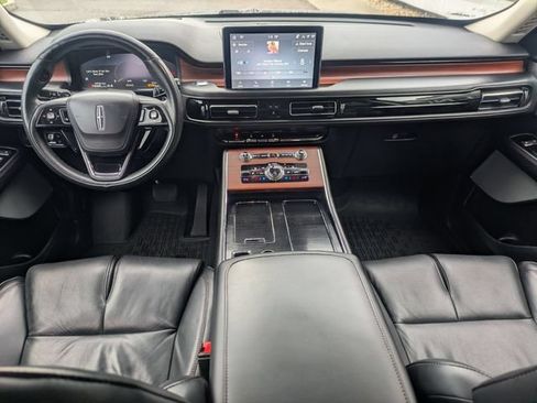 Certified 2022 Lincoln Aviator Reserve w/ Equipment Group 201A AWD/4WD image 26