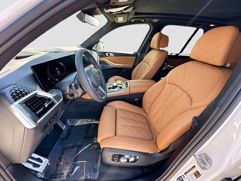 New 2026 BMW X5 M60i image 16