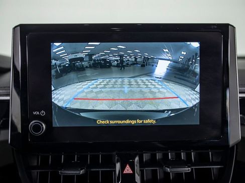 Used 2025 Toyota Corolla Premium image 29