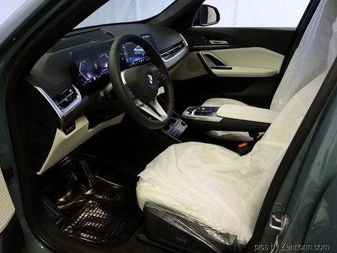 New 2026 BMW X1 xDrive28i w/ Technology Package image 11