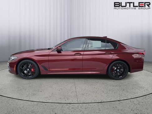 Certified 2023 BMW 540i w/ M Sport Package image 3