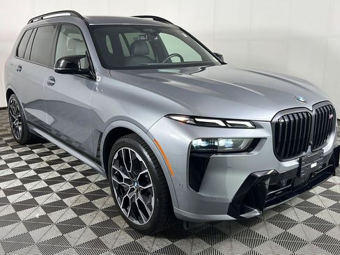 Used 2025 BMW X7 M60i AWD/4WD image 50