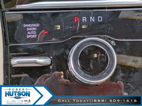 Used 2024 Jeep Grand Cherokee Limited w/ Luxury Tech Group II image 26