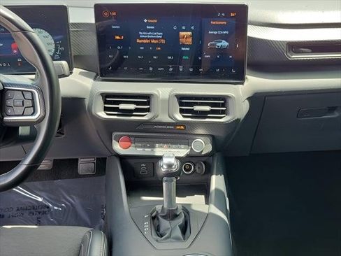 Used 2024 Ford Mustang Convertible RWD image 15