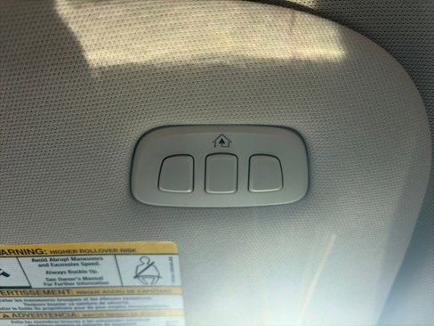 Used 2024 Ford Expedition Limited image 19