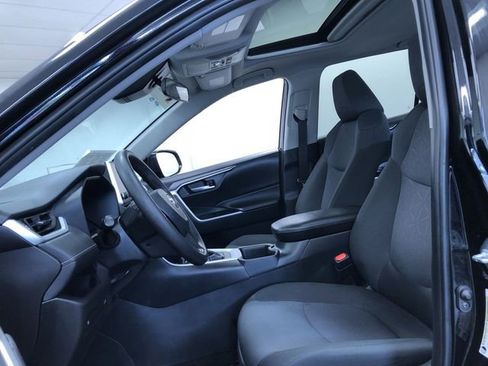 Certified 2025 Toyota RAV4 XLE w/ Convenience Package AWD/4WD image 18
