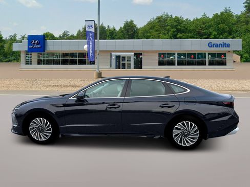 New 2026 Hyundai Sonata Limited image 3