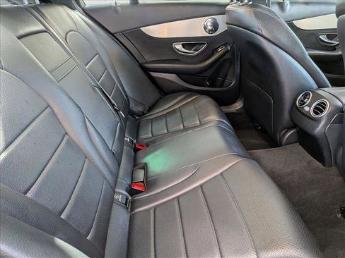 Used 2019 Mercedes-Benz C 300 4MATIC Sedan image 19
