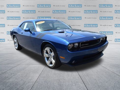 Used 2009 Dodge Challenger R/T w/ Sound Group RWD image 29