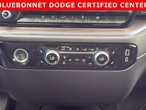 Used 2024 GMC Sierra 1500 SLT image 18