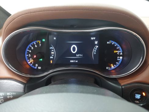 Used 2021 Jeep Grand Cherokee Summit image 8