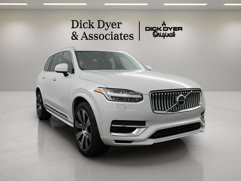 Used 2021 Volvo XC90 T8 Inscription w/ Advanced Package AWD/4WD image 10