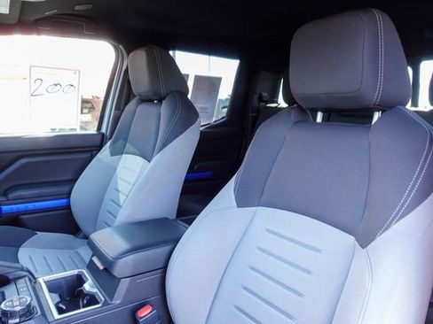 Certified 2024 Toyota Tacoma TRD Off-Road image 25