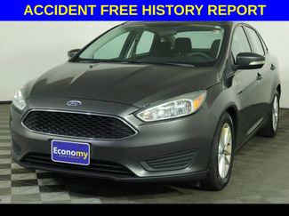Used 2015 Ford Focus SE FWD video 1