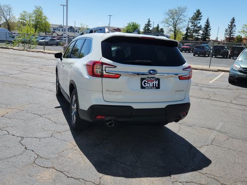 Used 2023 Subaru Ascent Premium w/ Convenience Package AWD/4WD image 12