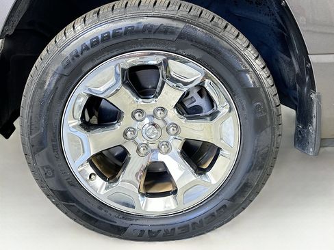 Used 2023 RAM 1500 Big Horn image 30